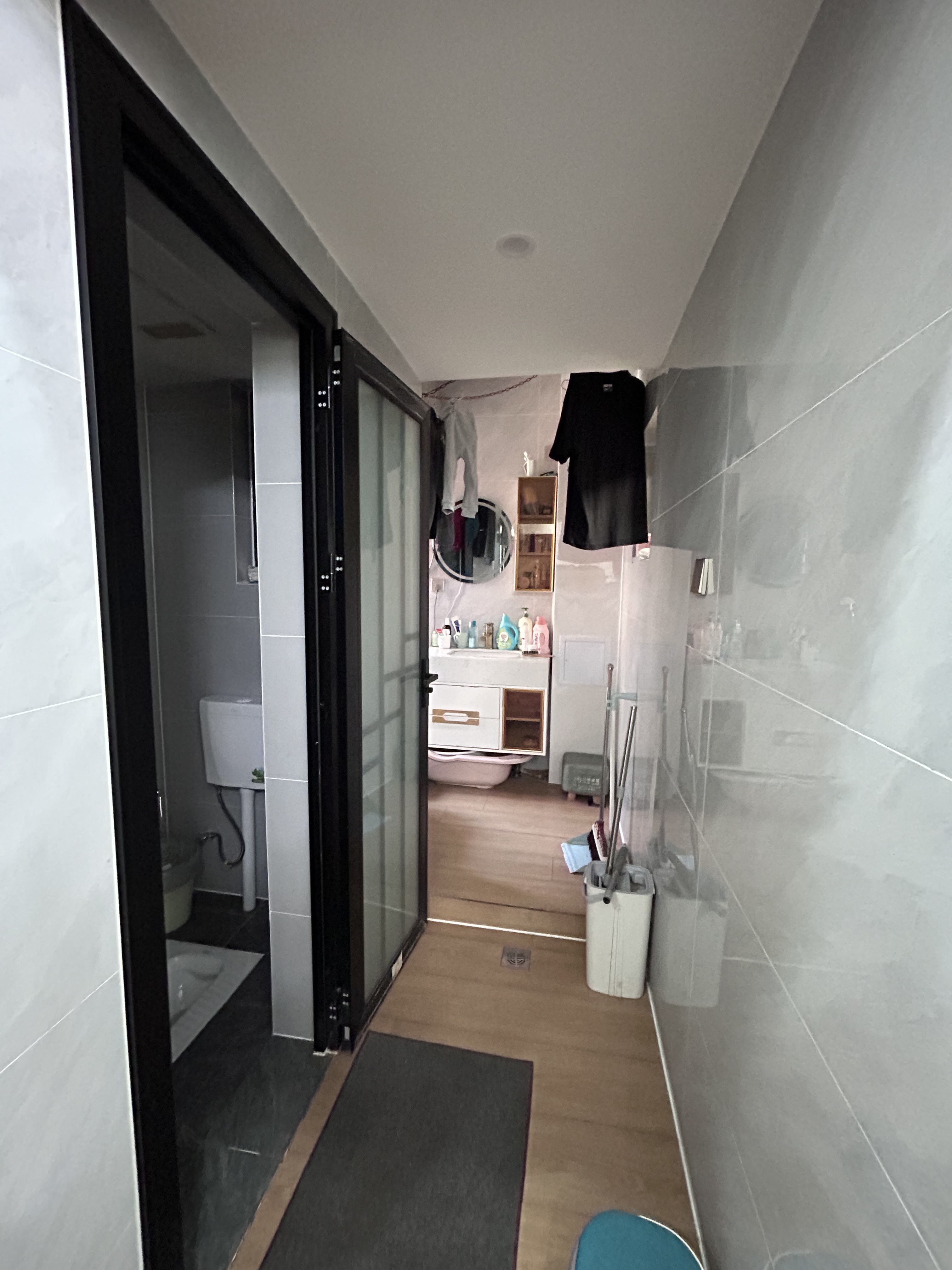 万达旁附近，师范附小旁79平精装两房急售