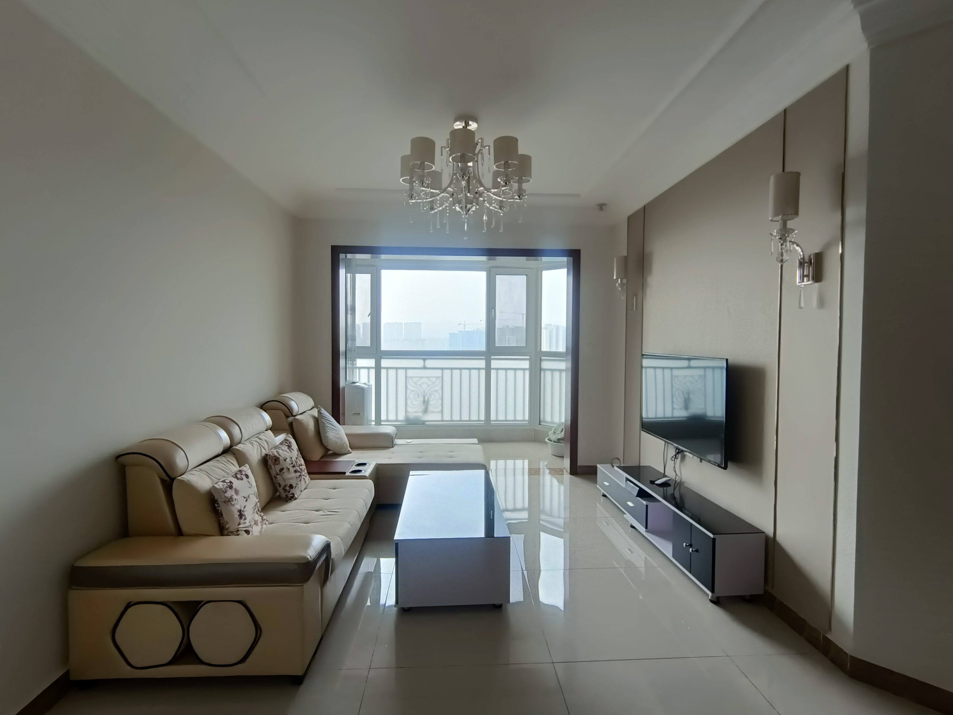 恒大绿洲80平精装两室两厅带家具